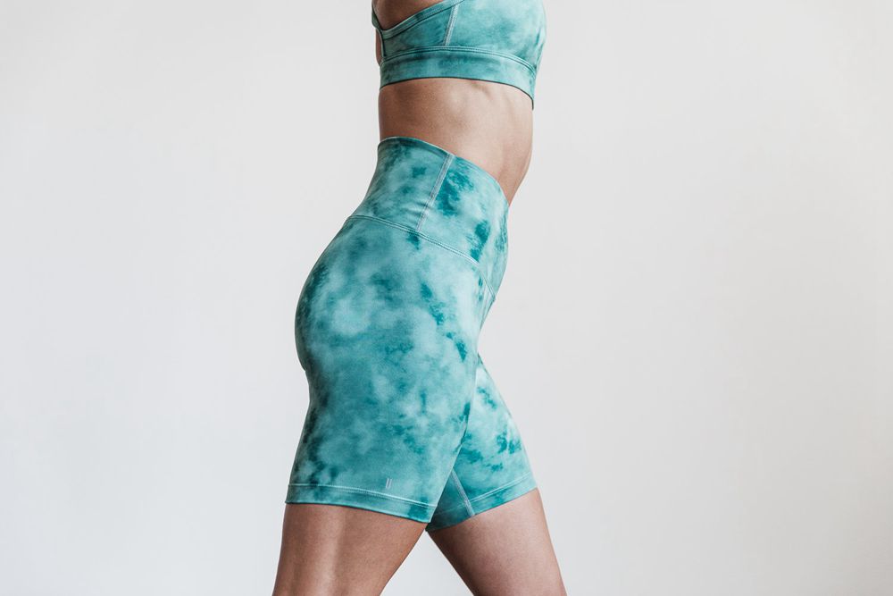 NOBULL Women's High-Rise 6" Shorts - Oil Blue & Pine Tie-Dye - Ireland (6275AZTFM)